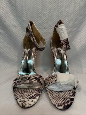 Brand new never worn Stylish Snake-Print Beaded Ankle Strap 4” Heels - Women's
